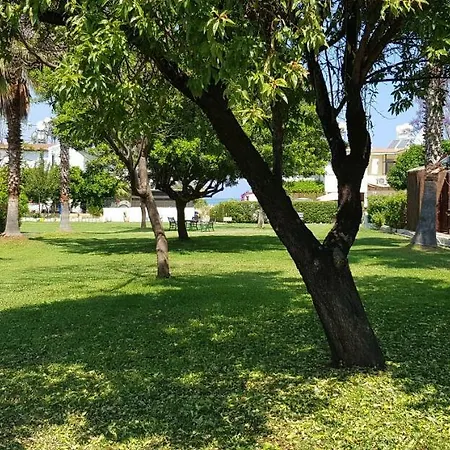 The Summer House بيت للعطل Polis