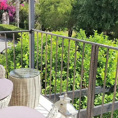 The Summer House 度假居 Polis