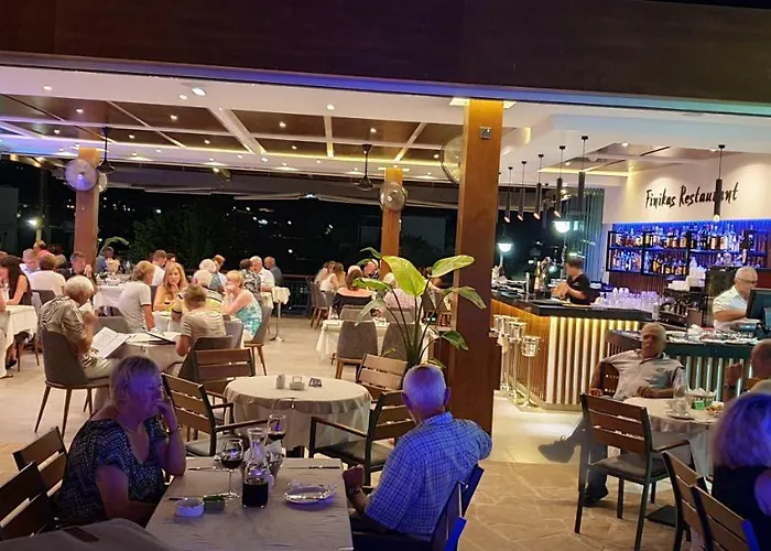 The Summer House Polis